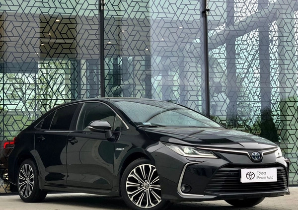 Toyota Corolla cena 85900 przebieg: 113478, rok produkcji 2019 z Hel małe 497